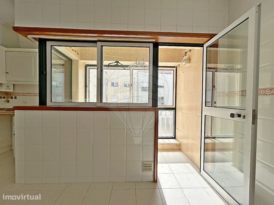 Apartamento T3 para arrendamento