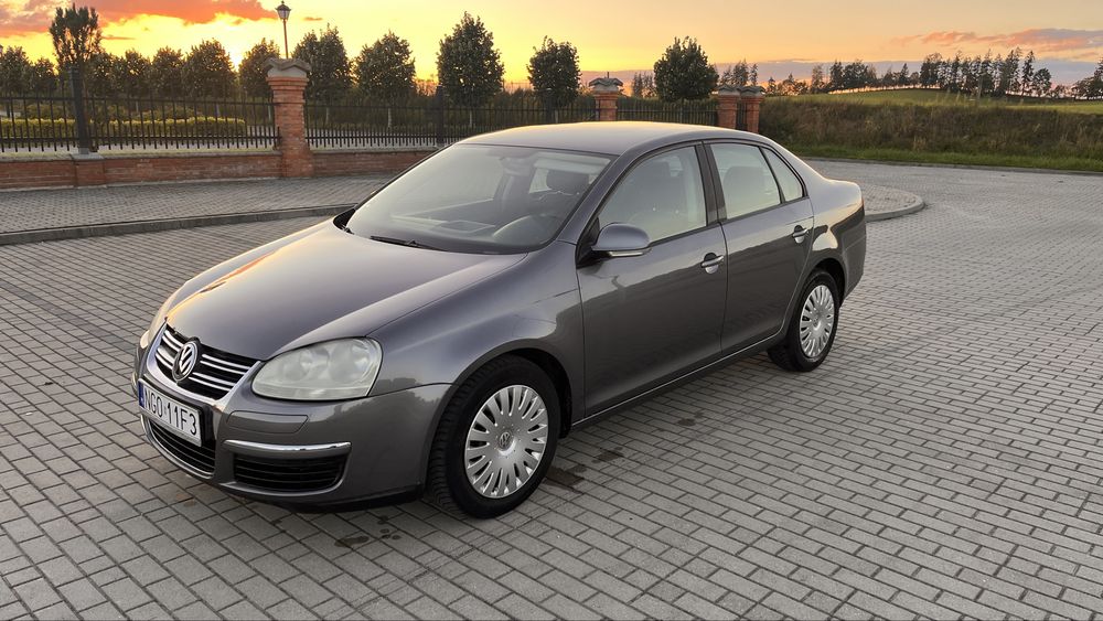 Sprzedam VW Jetta 1.6 benzyna