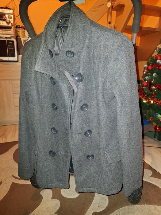 Płaszcz damski rozmiar S kolor bardziej pod czarny