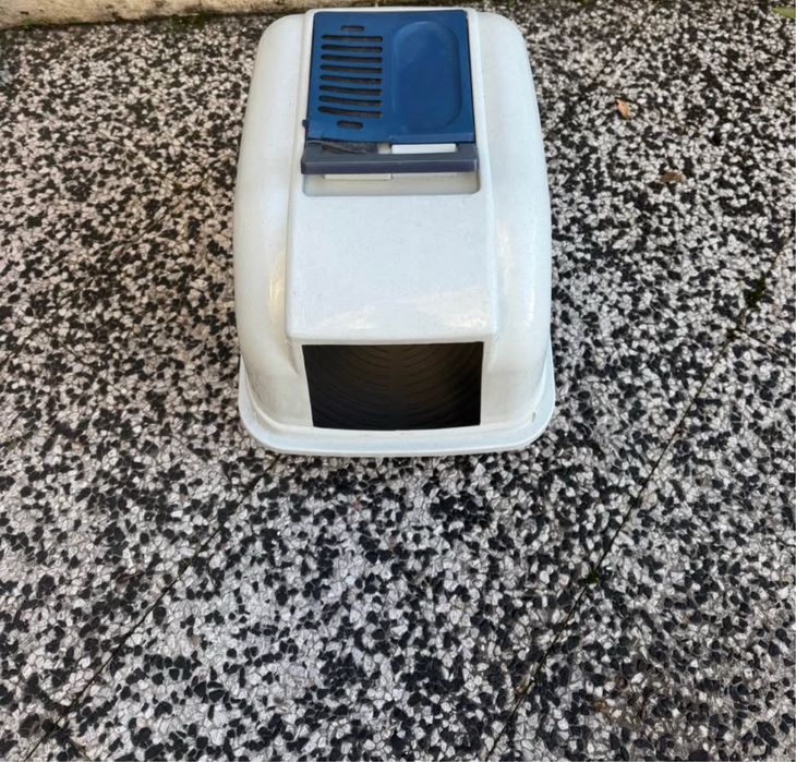 Casa de banho/ cama/ arranhador para gato