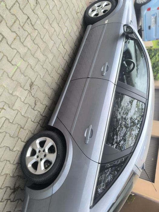 Opel vektra c 2.2 benzyna