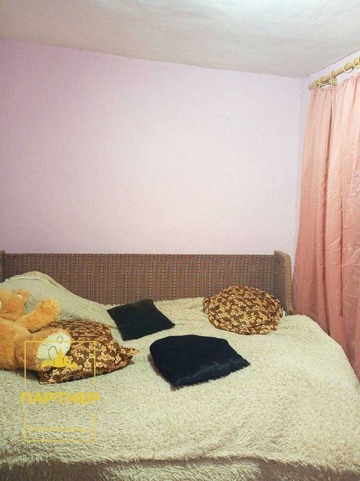 Продам частину будинку 37 м² з літньою кухнею та 13 сотками землі! Кременчук