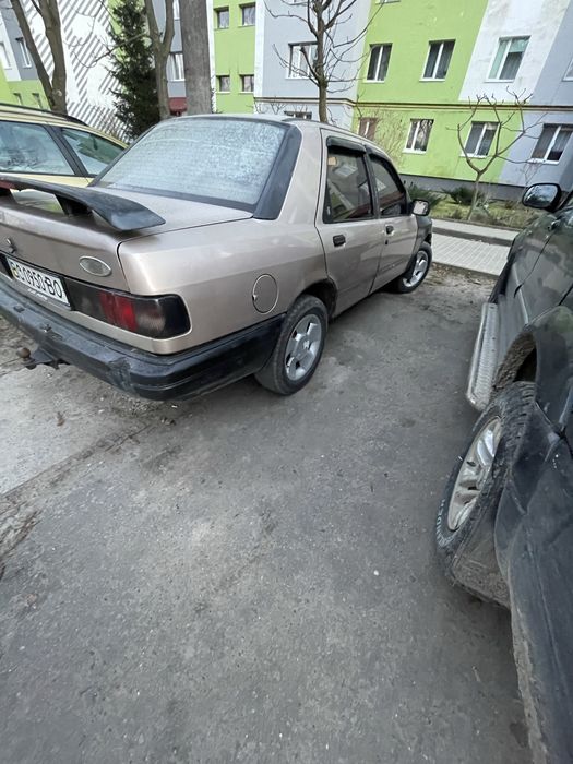 Продам форд сієра 2.0