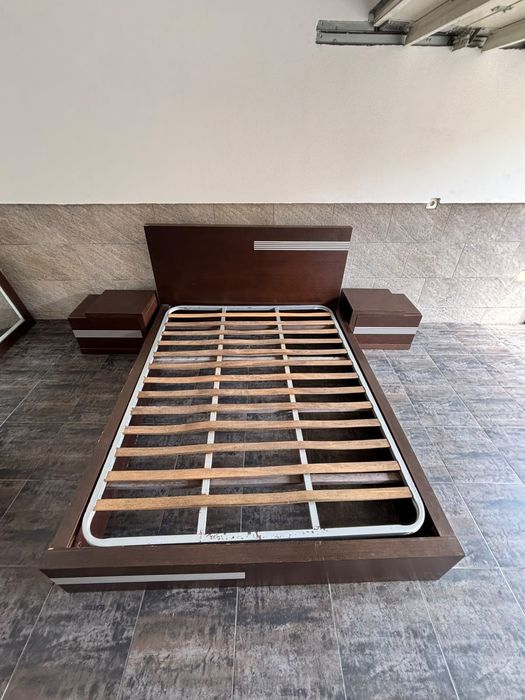 Quarto de casal  em madeira para venda