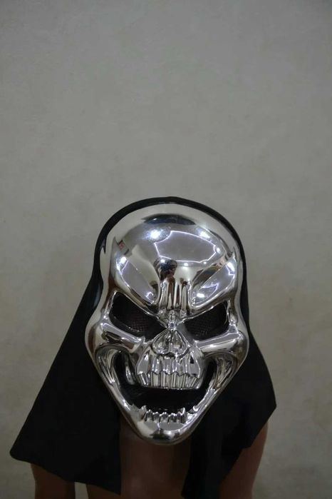 Продам классную, страшную маску для хеллоуина