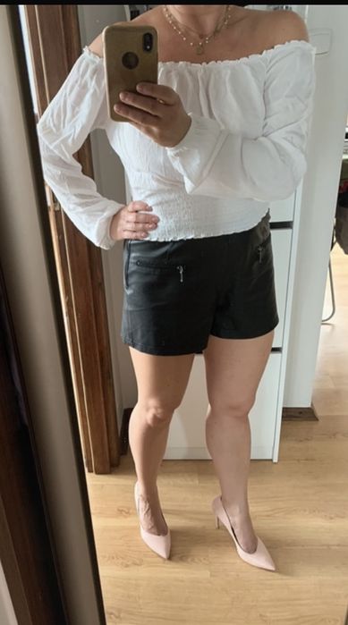 Bluzka biala hiszpanka Bershka L