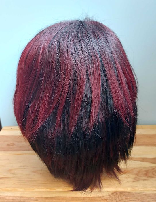 Перука коротка косплей / парик женский