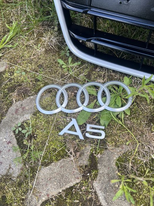 Oryginalny grill Audi A5 8T