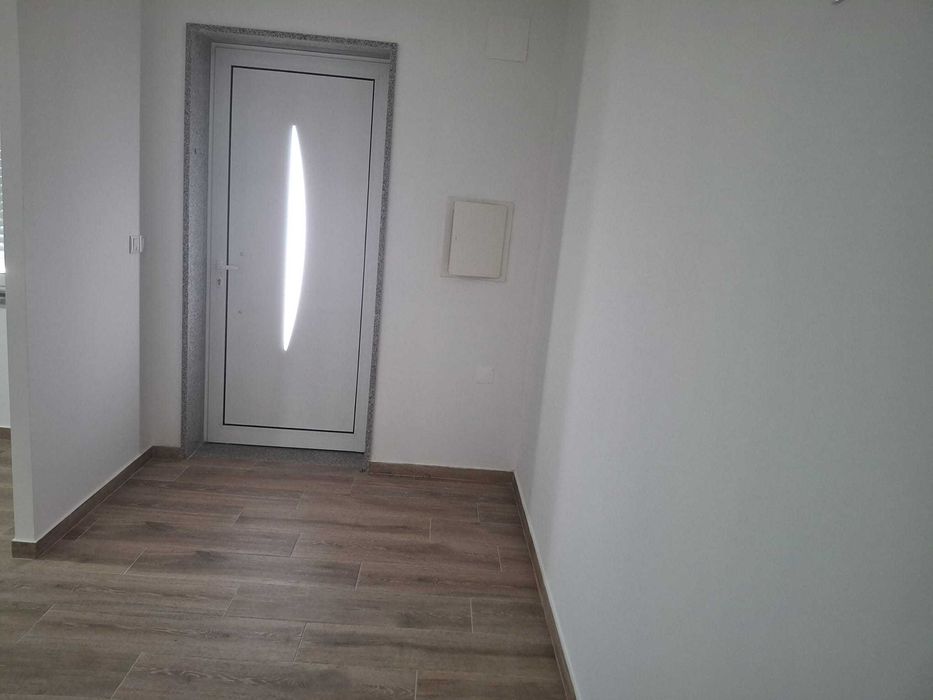 T2  novo a 2km da praia fluvial de Vila Cova e Luzim -Penafiel