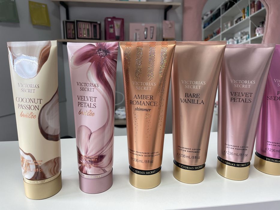 Парфумовані лосйони Victoria’s Secret.