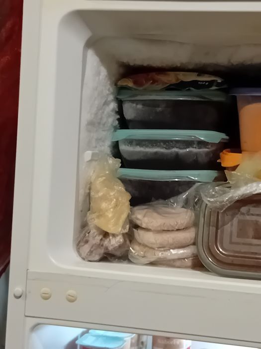 Frigorífico com congelador