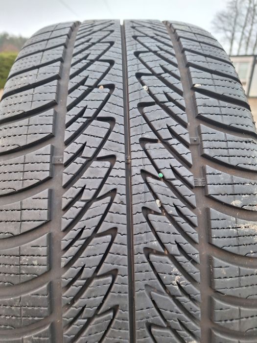 Koła zimowe Audi Q7 SQ7 4M 285 45 r20 7mm 24r