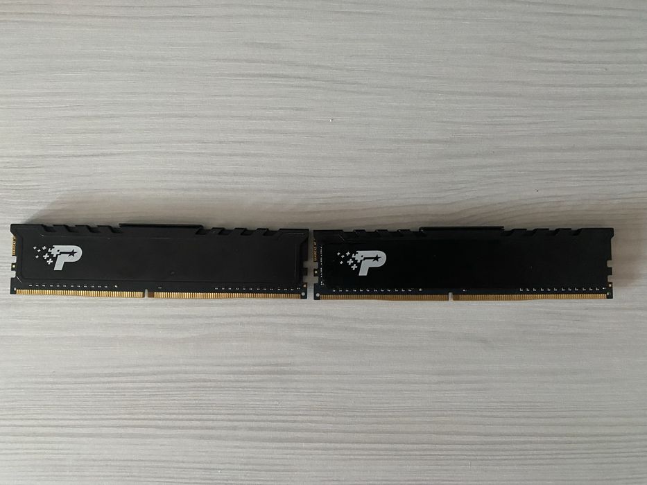 Два модулі Patriot Signature Line 16 GB DDR4‑2666 + 1 HyperX Fury 8gb