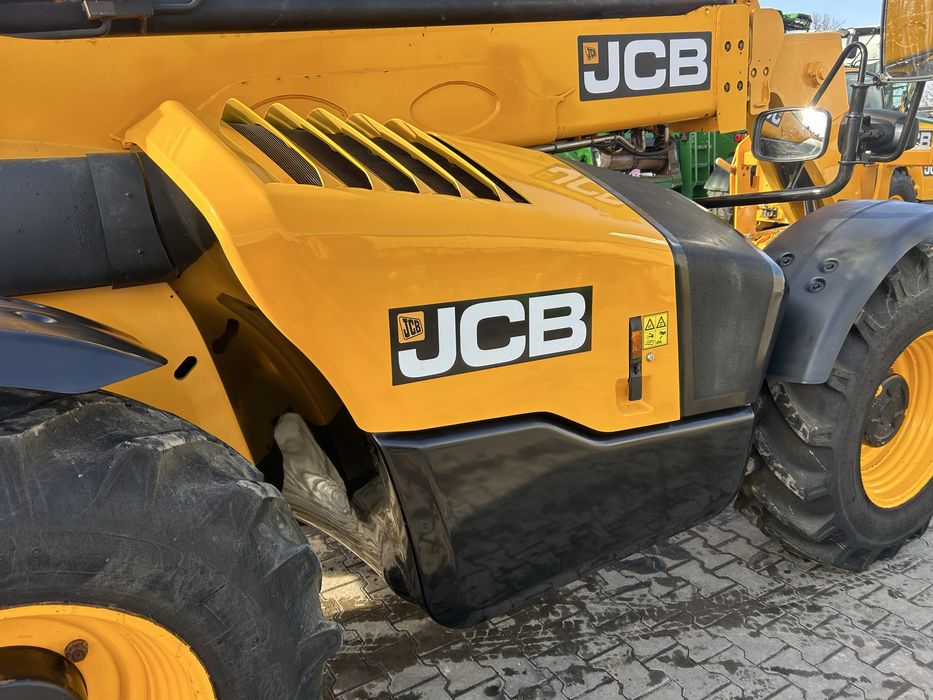 Телескопічний навантажувач JCB 535-95
