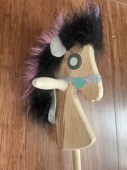 Konik drewniany na kiju