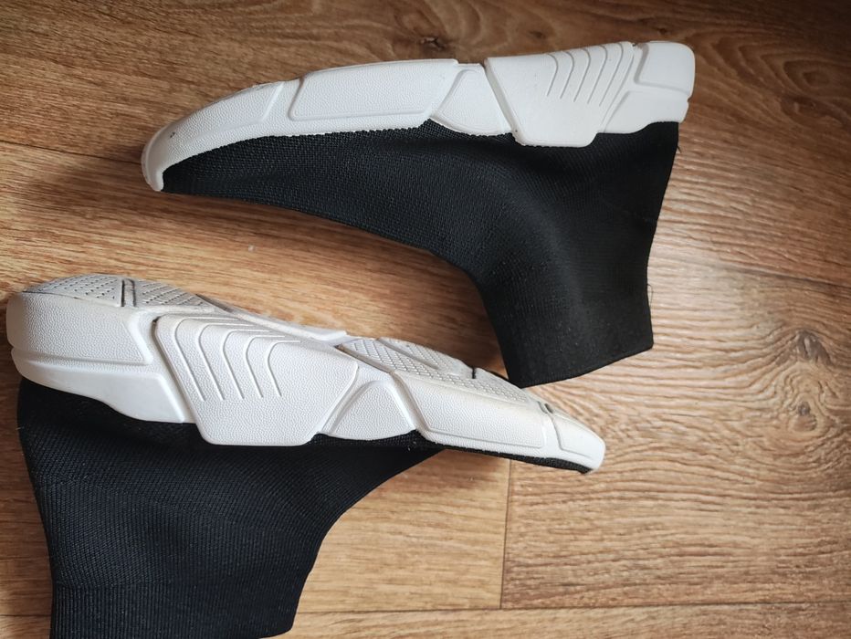 Кросовки, кеды, мокасины