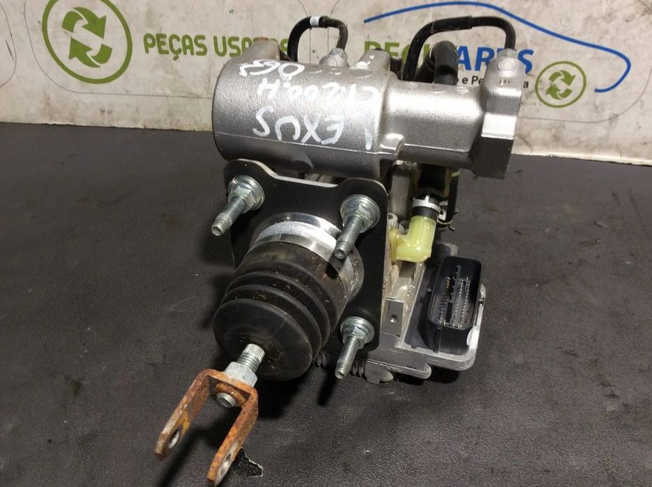 Bomba de travões Lexus CT200