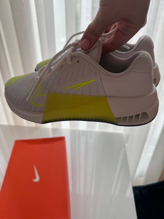 Кросівки жіночі Nike Metcon 9 White Нові кросівки найк