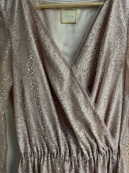 Piękna błyszcząca sukienka Swing 38