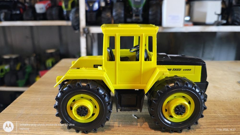 Bruder mb trac 1300