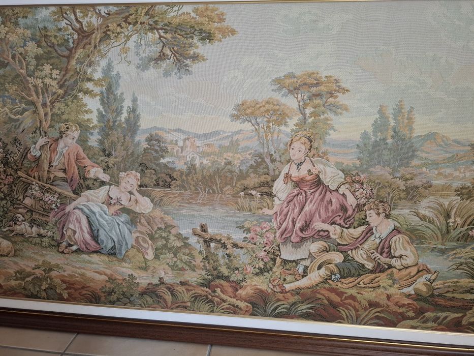 Tapeçaria com moldura tema romântico