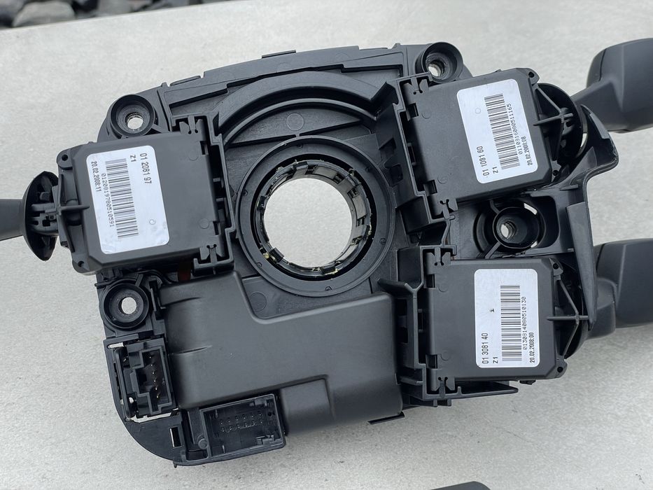 Шлейф Руля БМВ Е90 Перемикач Поворота Перемикач Двірникій  BMW E91