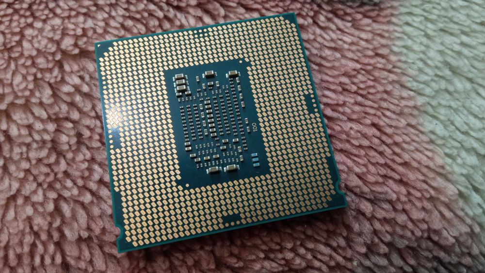Процесор Intel Core i3-9100F 3.60-4,2GHz/6MB/8GT/s s1151 V2