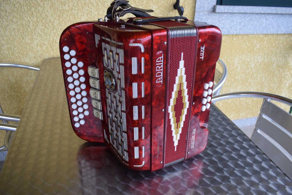 Concertina Adria 3 Voz Fa# La# Re#