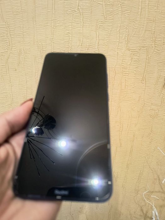 Смартфон  Redmi8 3/32