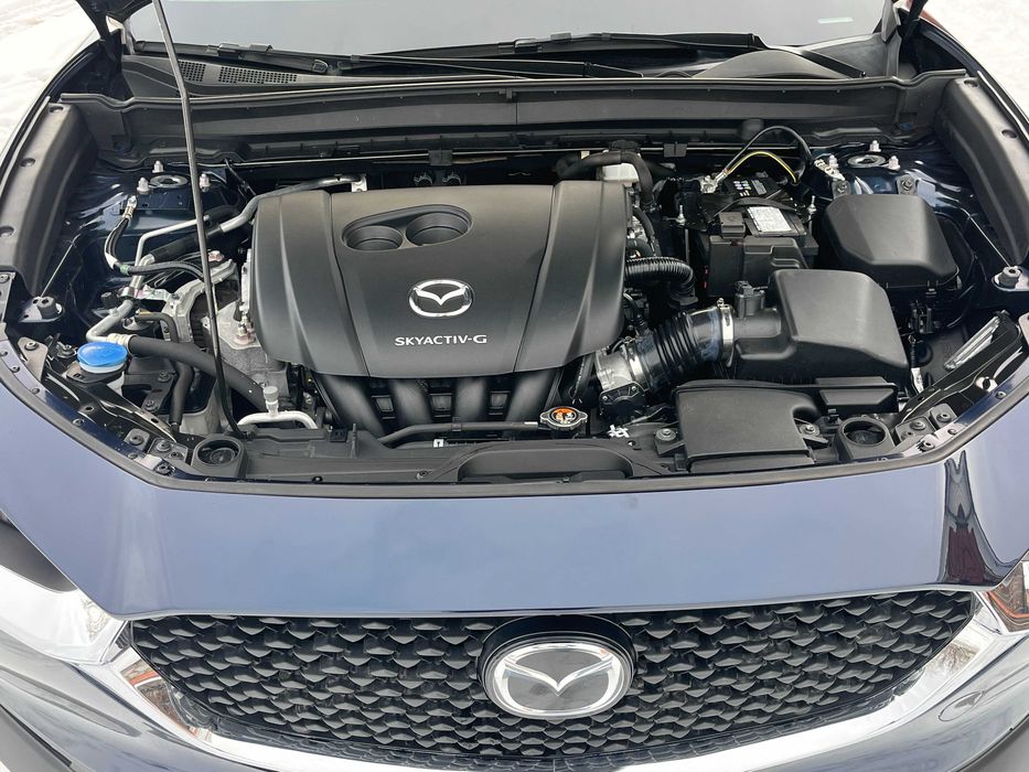 продам Mazda CX-30