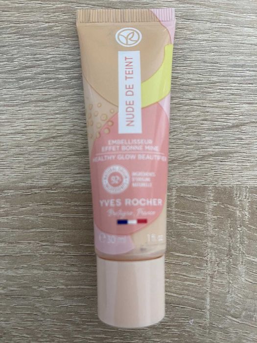 Lekki podkład tonujący Yves Rocher