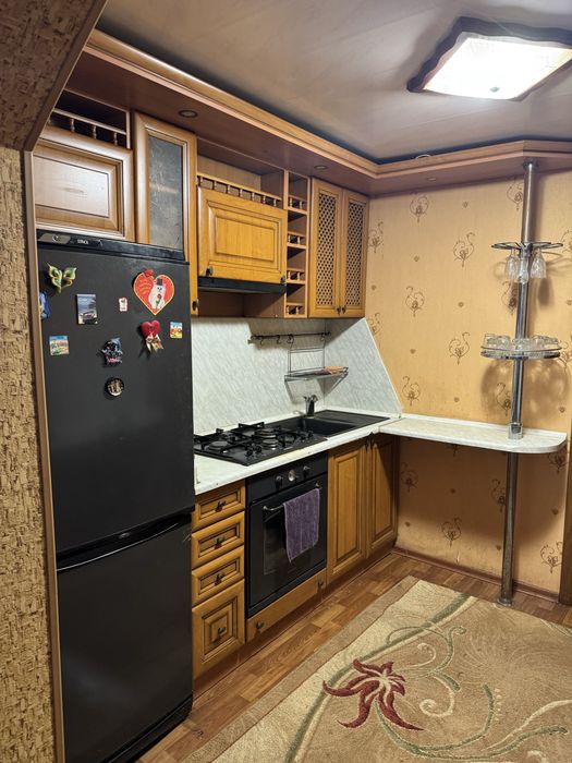 Здаю кімнату/ частину будинку дівчині