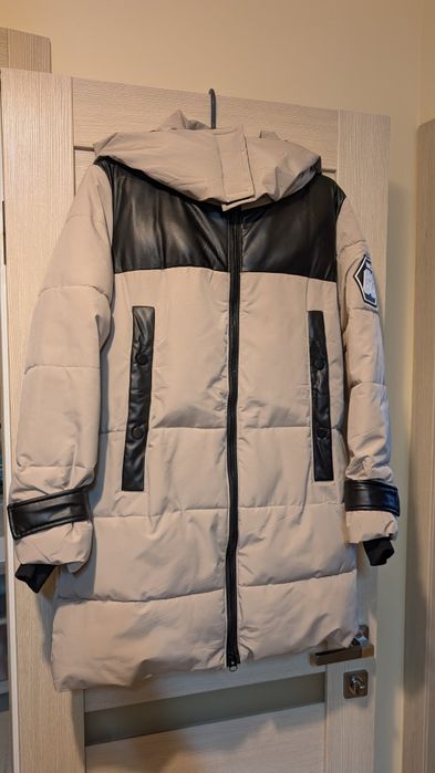 Жіночий зимовий пуховик (куртка)