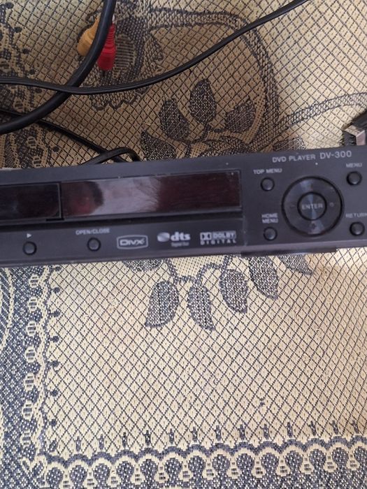 Продам DVD-300 плеер, раритет