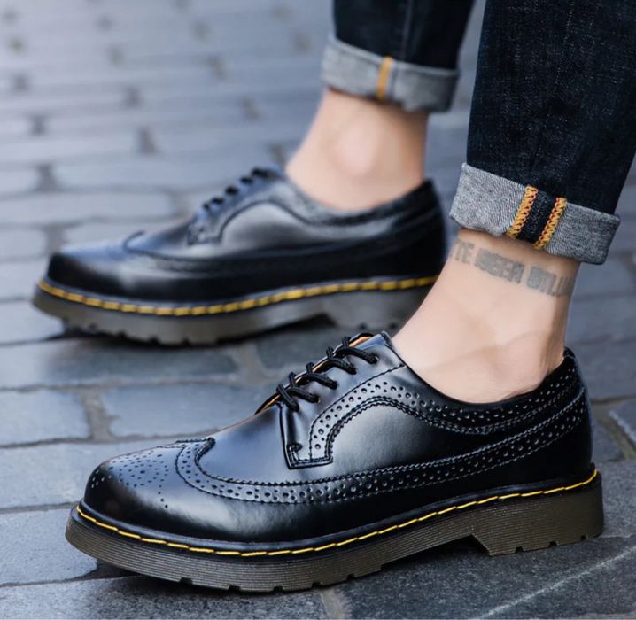 Półbuty ekeganckie unisex glany derby klasyczne czarne skóra Dr Martin