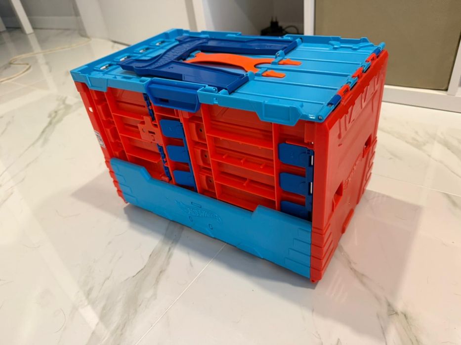 Hot Wheels FTH77 Track Builder Race Crate