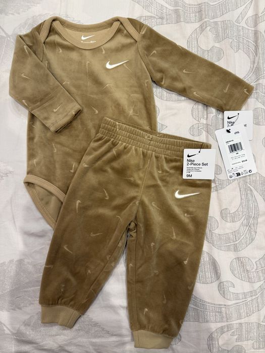 Спортивний костюм  nike 9 міс