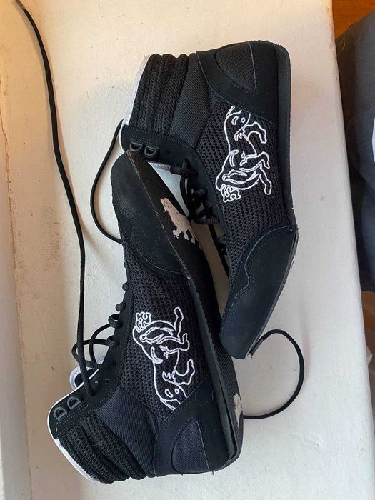 Боксерки нові LONSDALE