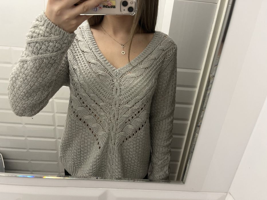 Szary dzianinowy sweter M