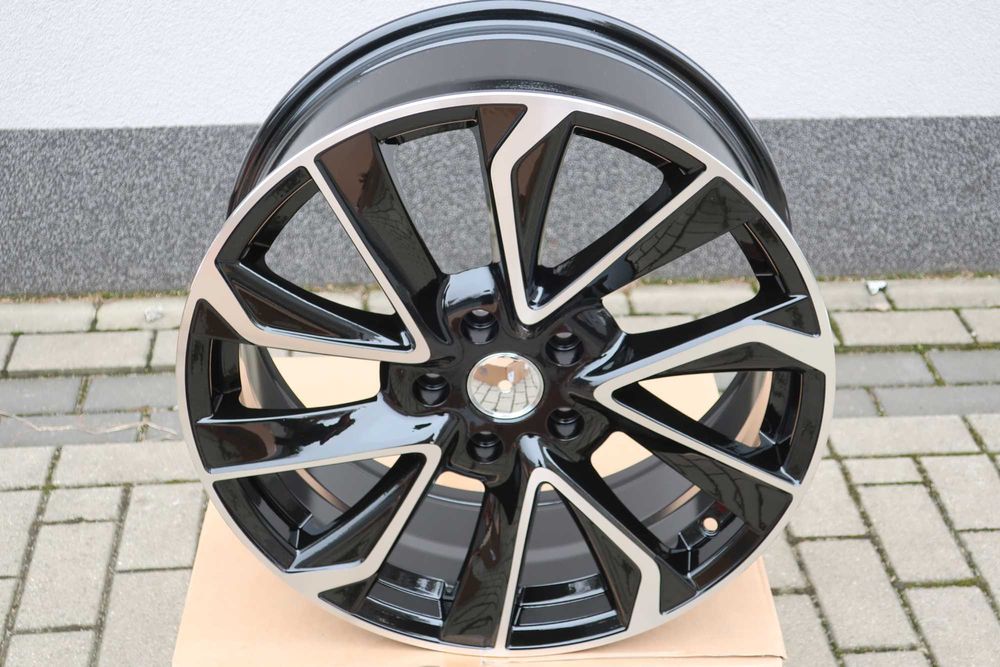 alu felgi 17 5x100 54,1 TOYOTA YARIS P21 2020- lecus ct-200h prius NOWE mazda 2 hybrid
