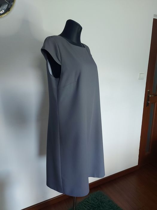 Sukienka Antall Produkt Polski grafitowa elegancka biurowa klasyczna44