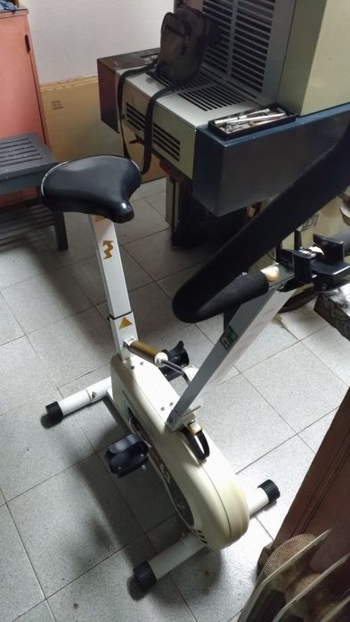 Bicicleta Estática de ginástica Modelo Forma 4.3