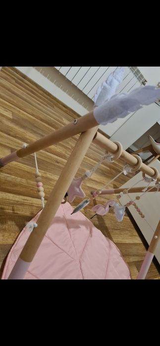 Stojak edukacyjny BABY GYM dla dziecka