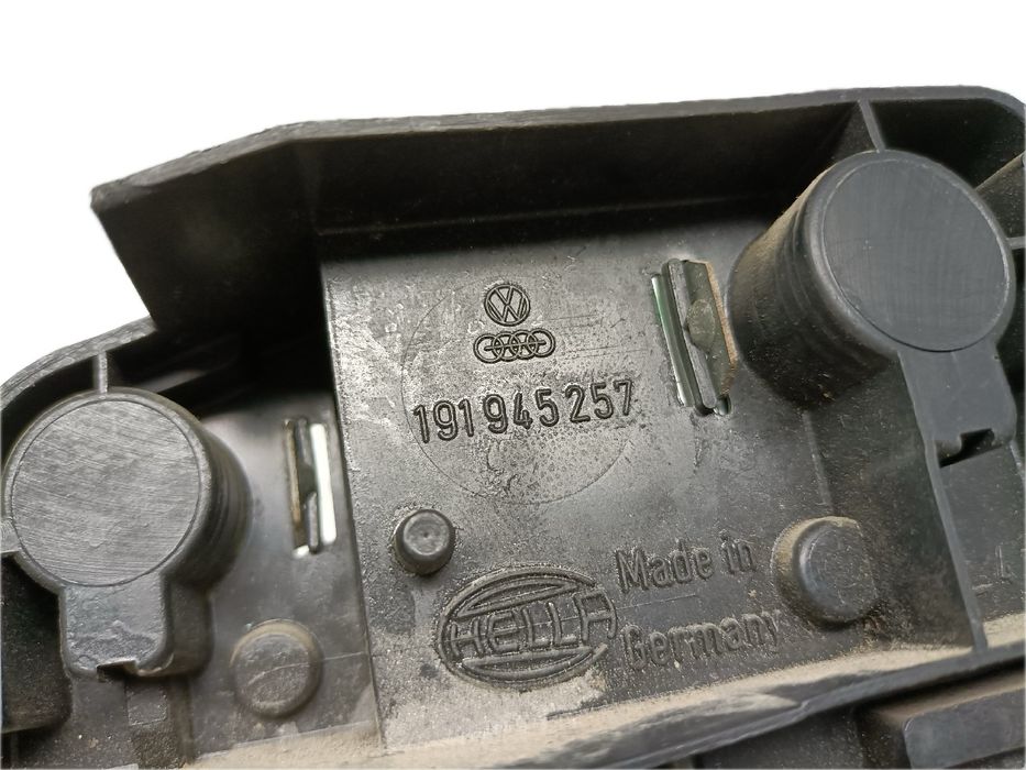 Suporte lâmpada esquerdo VOLKSWAGEN Golf II (19E, 1G1)