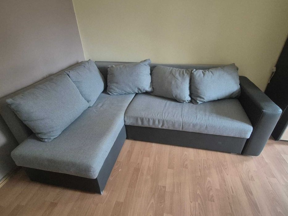 Narożnik dwuczęściowy rozkładany z funkcją spania