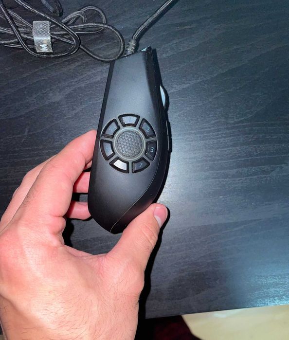 Razer Rato Gaming Naga Hex V2