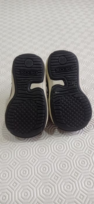 Vendo Geox castanhos