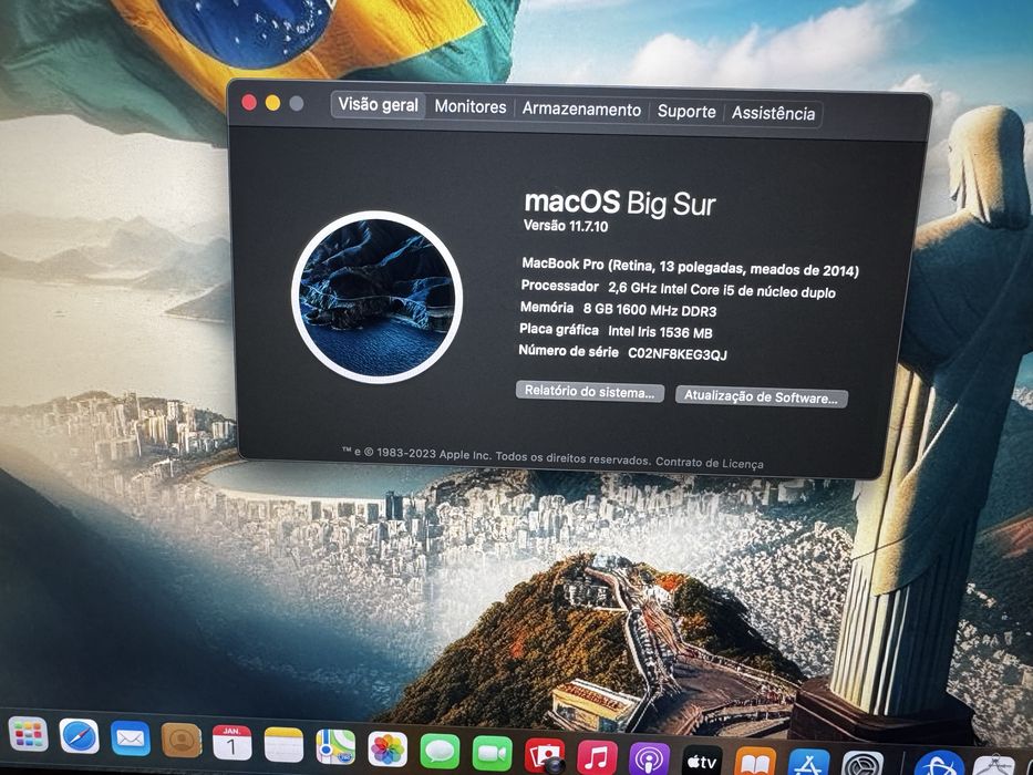 MacBook pro 2014444092331296696322