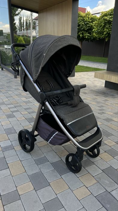 Прогулянковий візок Carrello Bravo(прогулочная коляска carrello camino yoya anex joy)