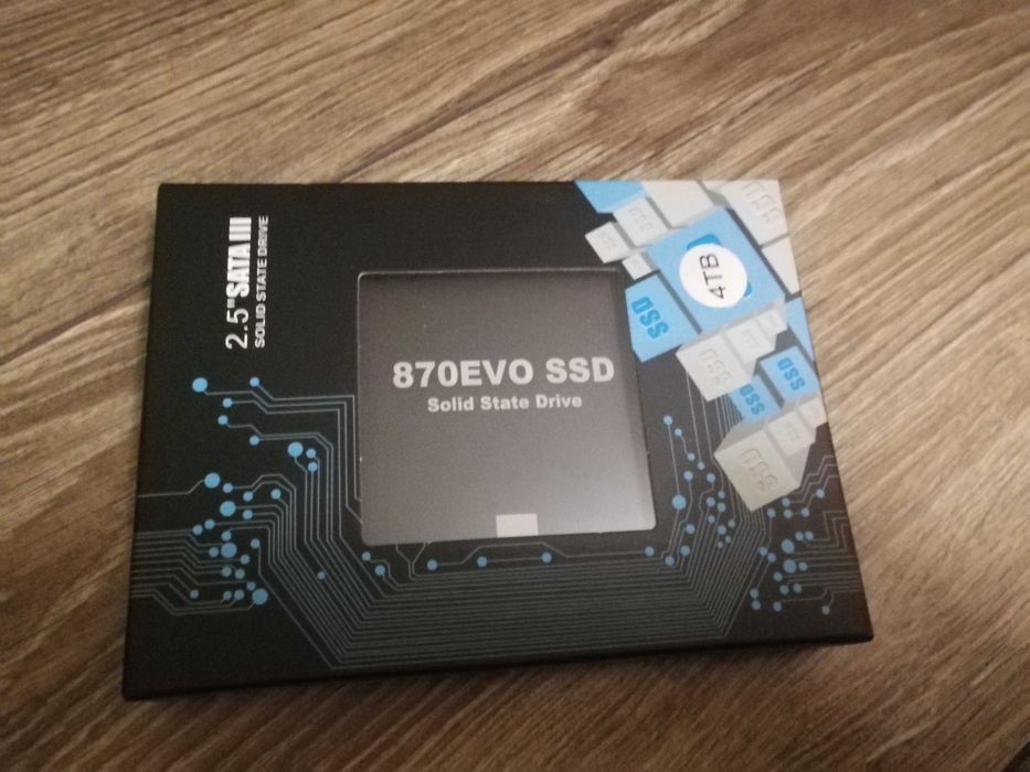 Dysk SSD 4 TB /czytaj opis